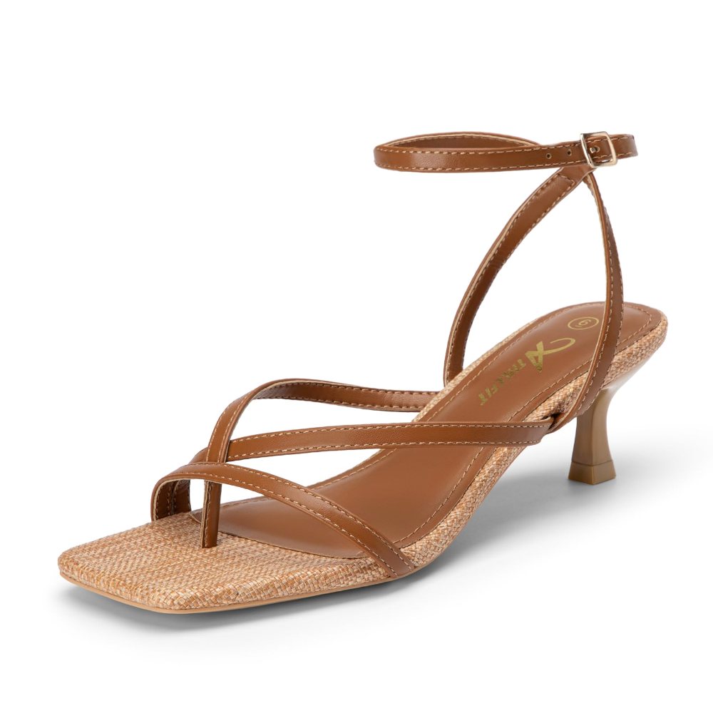 Athlefit Ankle Strap Thong Kitten Heel in Brown Raffia