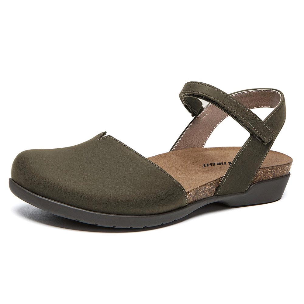 Athlefit Closed Toe Flat Sandal in Ivy