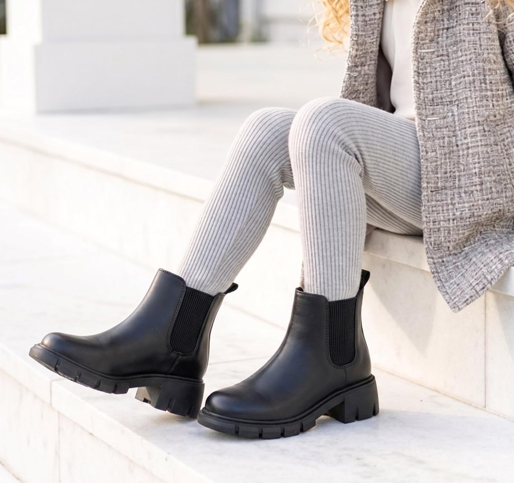 Athlefit Girls' Chunky Chelsea Boot, second view